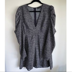 Cute PRETTY LITTLE THING mid thigh length dress with deep front chest slit.